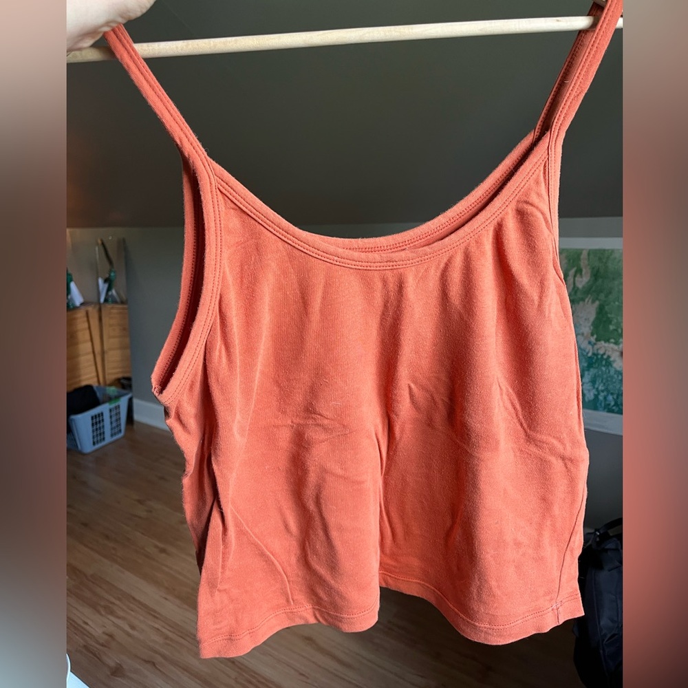 Arq crop tank